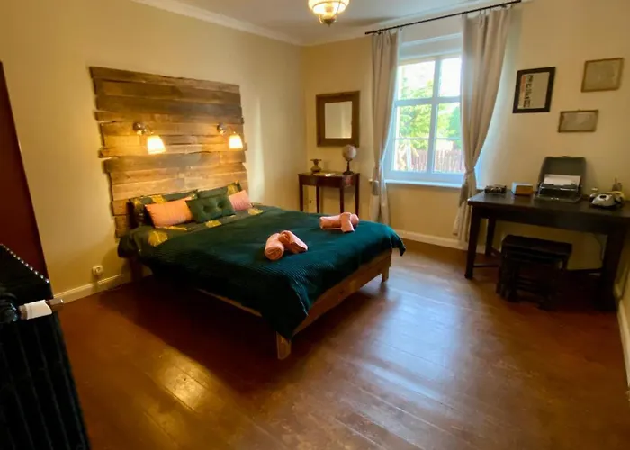 아파트 The Old House