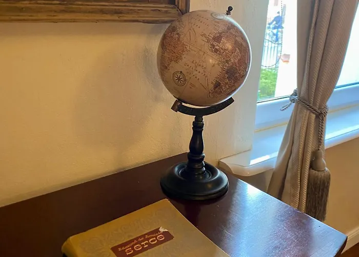 The Old House * 말보르크