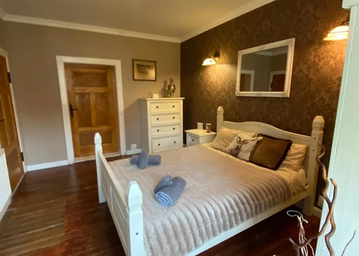 The Old House * 말보르크